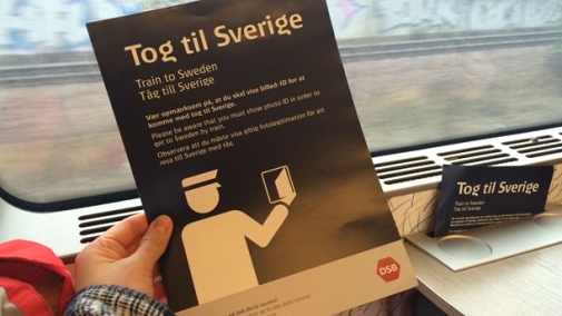 Sedan 4 januari 2016 måste alla som åker tåg till Sverige från Danmark visa id-kort på Kastrup. Foto: Niklas Zachrisson/Sveriges Radio 